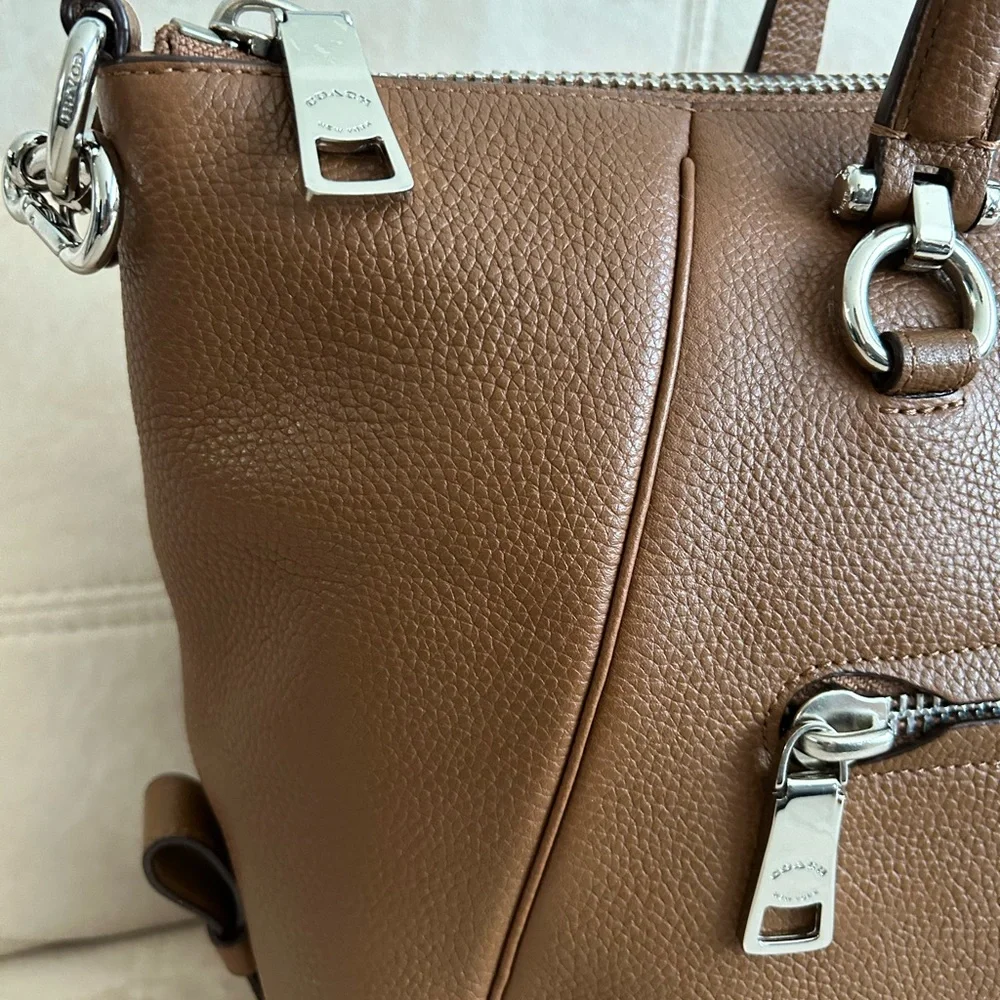 Coach Classy Leather Large Carryall, Tote, Work Bag, Crossbody, Vacation Bag - Picture 12 of 16